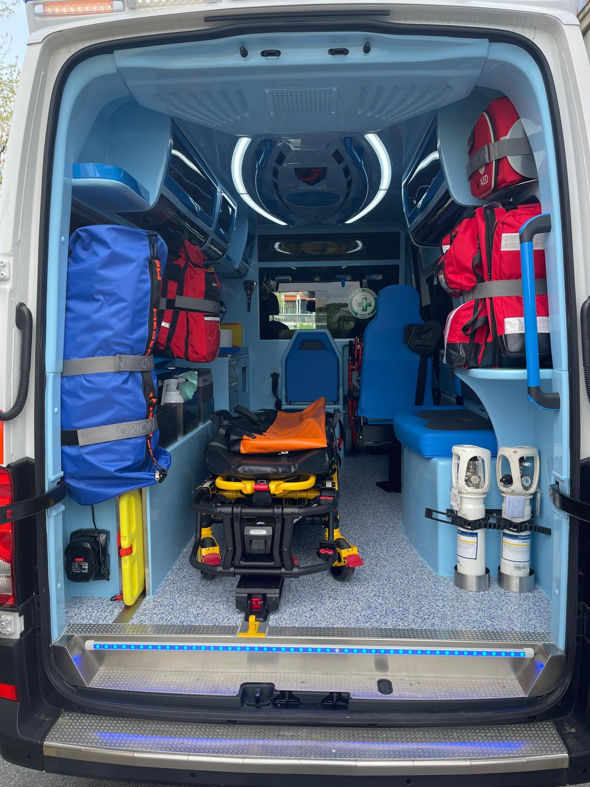 Ambulanza per trasporto sanitario